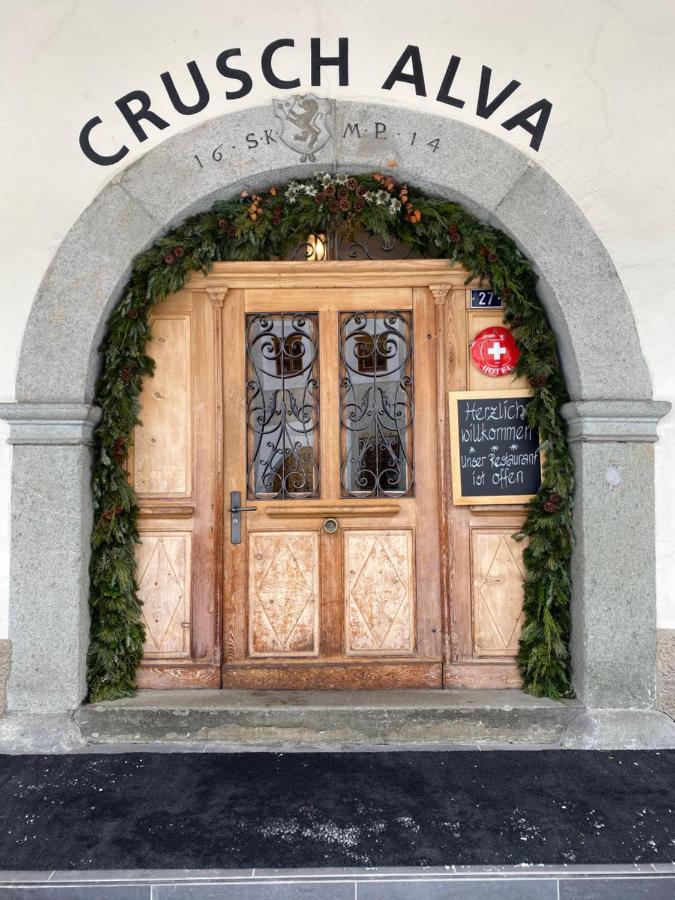 Hotel Weisses Kreuz Bergün Extérieur photo