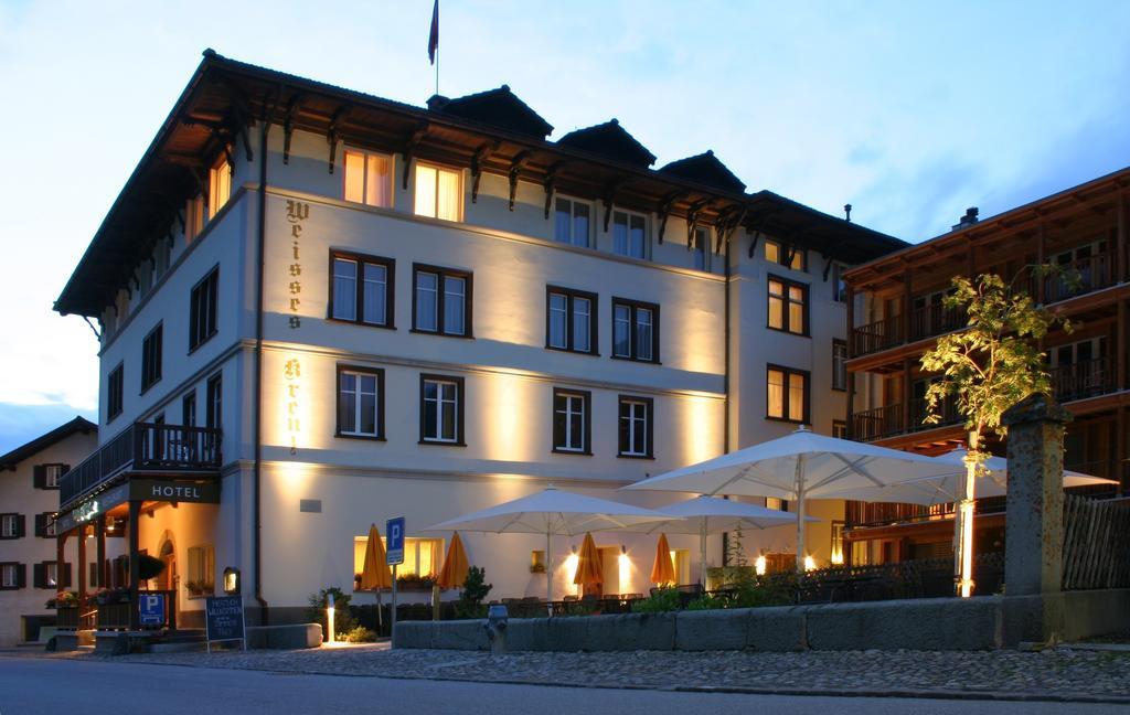 Hotel Weisses Kreuz Bergün Extérieur photo